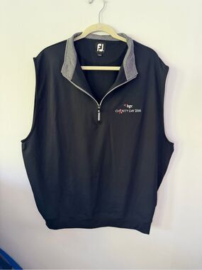 FootJoy Black Sleeveless Golf Vest with Gray Collar size XL